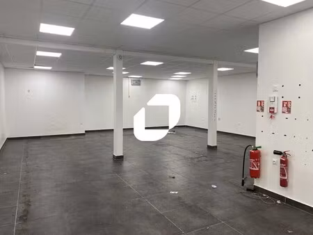 vente entrepôt arcueil 94110 266m²