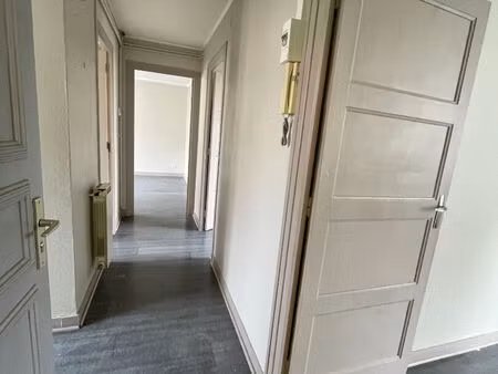 appartement t4 de 61.80 m² à saint-etienne