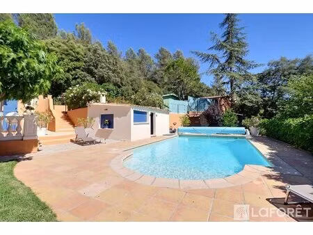 superbe propriété avec piscine  dépendance et prestations haut de gamme ? taradeau