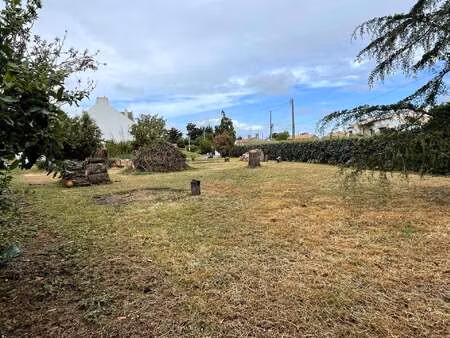 vente terrain à villeneuve-en-retz (44580) : à vendre / 658m² villeneuve-en-retz