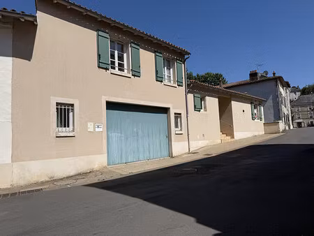 maison 8 pièces 154 m² à vendre / acheter civray 86400 ? | era immobilier