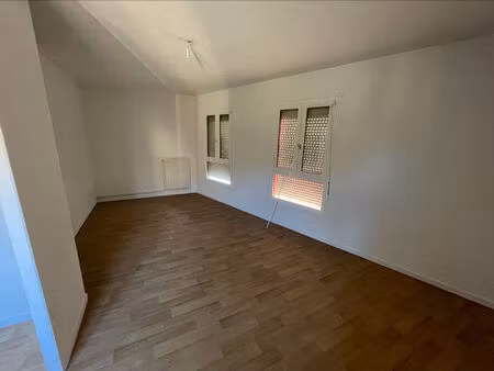 rive de gier t2- 51m2 - rue anatole france