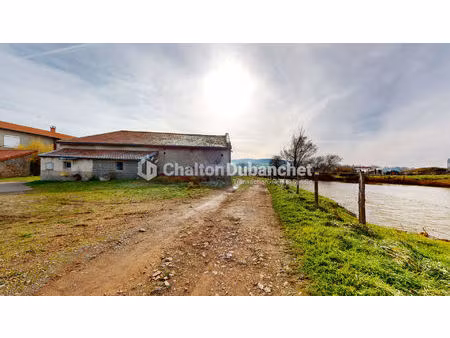saint cyr de favieres (15 minutes de roanne) - grange de 300m2