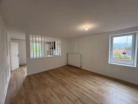 location appartement 3 pièces 74m2 bogny-sur-meuse 08120 - 520 € - surface privée