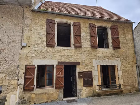vente maison 5 pièces 86.4 m² à salviac (46340)  40 000 €