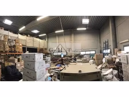entrepot bureaux 400 m² a vendre a bussy saint georges
