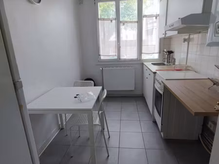 location appartement 1 pièces 26m2 fontaine 38600 - 421 € - surface privée