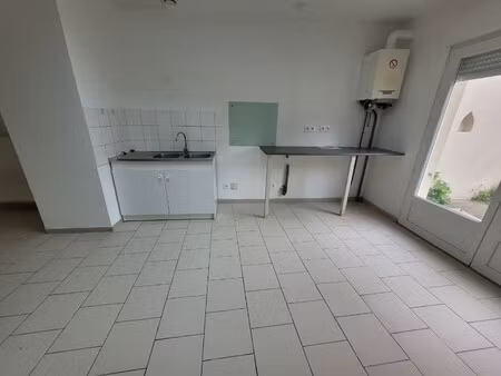 location appartement 1 pièce 28m² st amand les eaux 59230