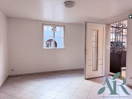 location local commercial 35m² rosheim 67560