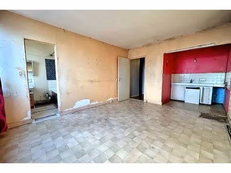 vente appartement 1 pièce  28.00m²  vitry