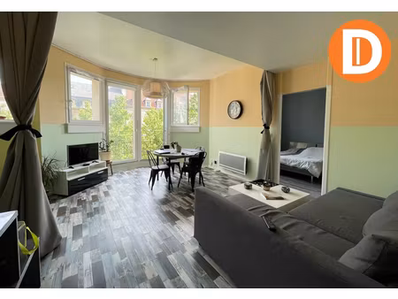 location appartement 2 pièces 62m²