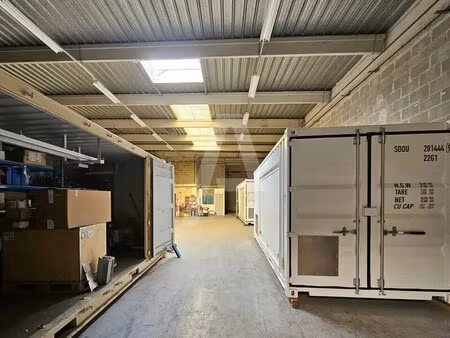 location local d’activités magny les hameaux 78114 443m² à 890m²