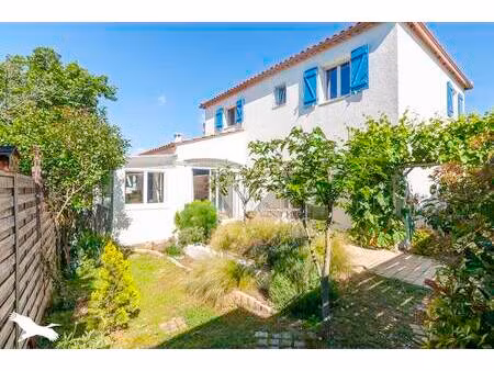 vente maison 6 pièces 130 m² mèze (34140)