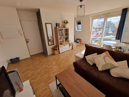 location appartement 2 pièces 41m² amiens 80000