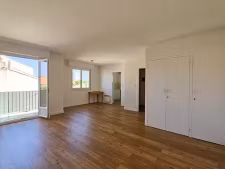 vente appartement la rochelle 17000 - - surface privée