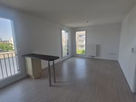 location appartement 2 pièces 46m² lille 59160
