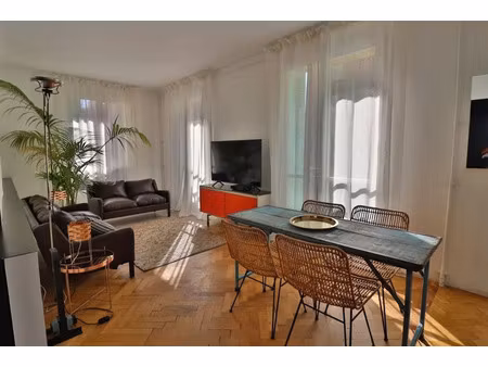 location appartement 2 pièces 40m2 marseille 2eme (13002) - 928 € - surface privée