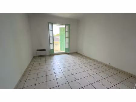 location appartement 3 pièces 61m2 marseille 4eme (13004) - 870 € - surface privée