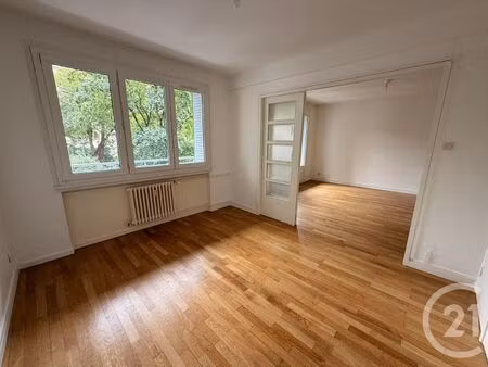 location appartement 4 pièces 94m² metz 57000