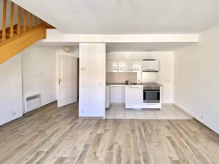 location appartement 2 pièces 56m² lille 59800