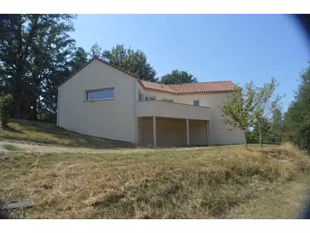 vente maison 4 pièces 147 m² à gourdon (46300)  213 000 €