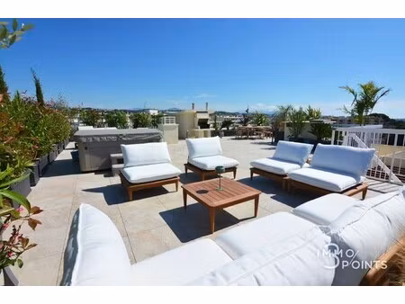 appartement de luxe avec vue sur mer à vendre à cagnes-sur-mer : 1 490 000 € | 120m²