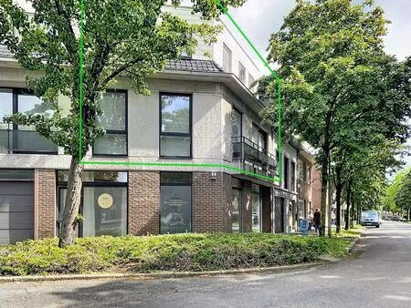 appartement te huur in brasschaat met 3 slaapkamers