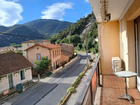vente appartement 3 pièces 63m2 amélie-les-bains-palalda 66110 - 118000 € - surface privée