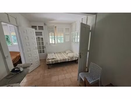 location appartement 1 pièce 25m²