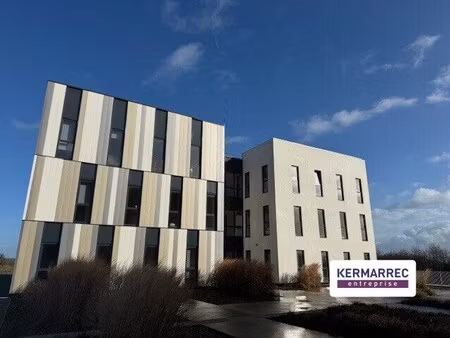 location bureaux 139 m²