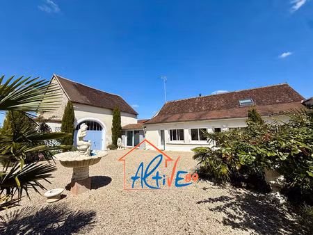 maison ancienne de 144m2 à charmoy.