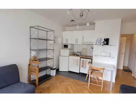 location appartement  26.96 m² t-1 à issy-les-moulineaux  810 €