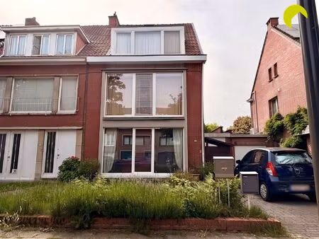 appartement te huur in mortsel met 2 slaapkamers