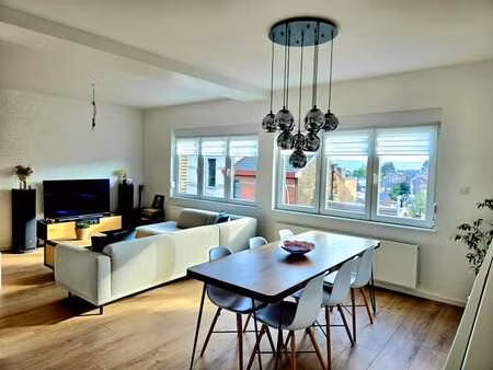 duplex 2 chambres avec terrasse