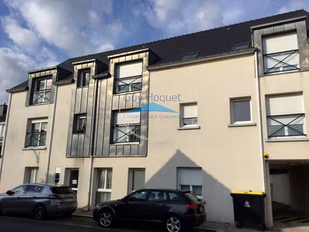 appartement t2 42 m² en centre ville de plescop (56890).
