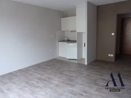 location appartement 1 pièce 27m² tours 37000