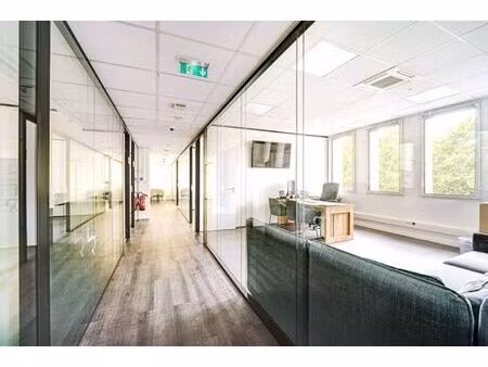 prestigieux bureau de 272 m2 en location - charenton-le-pont  france