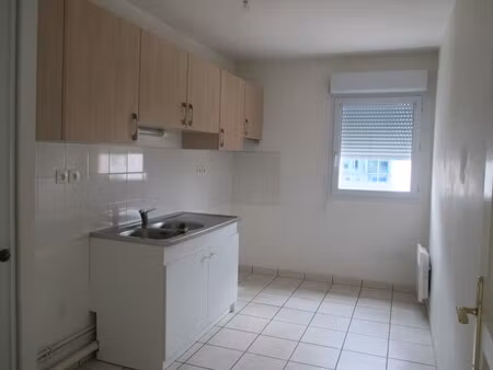 location appartement 3 pièces 67m² orleans 45000