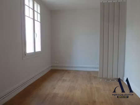 location appartement 3 pièces 53m² tours 37000