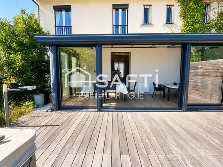 vente maison 6 pièces 123 m² cérons (33720)