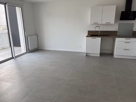 laval appartement 3 pièces