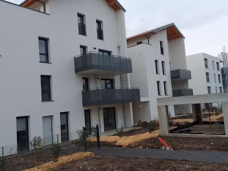appartement 3 pièces 65 m²