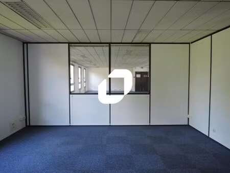 location bureaux 26 m² à 760 m²