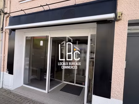 location local commercial 90m² reze 44400