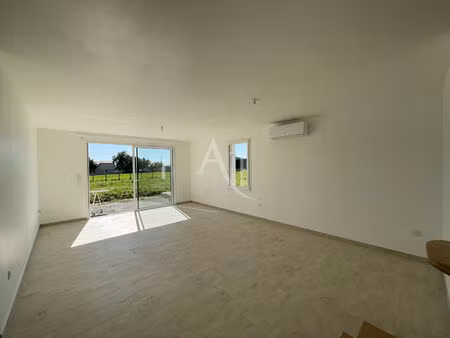 location maison 4 pièces 82m² auchay sur vendee 85200