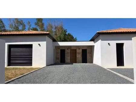 maison avec piscine et terrasse salleboeuf (33)