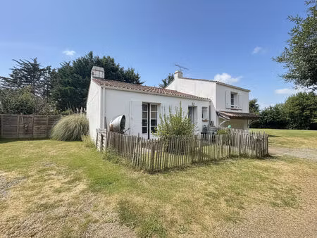 vente maison 3 pièces  82.00m²  le fenouiller