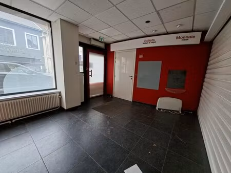 à louer bureau 151 m² – 1 465 € |thaon-les-vosges