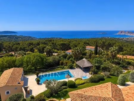 villa de luxe de 7 pièces en vente ceyreste  provence-alpes-côte d'azur