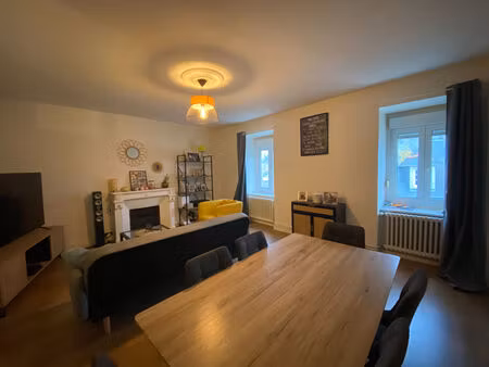 location appartement 3 pièces 76m²